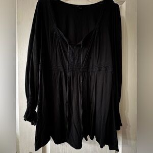 TORRID Black Women's Long Sleeve Tunic Top